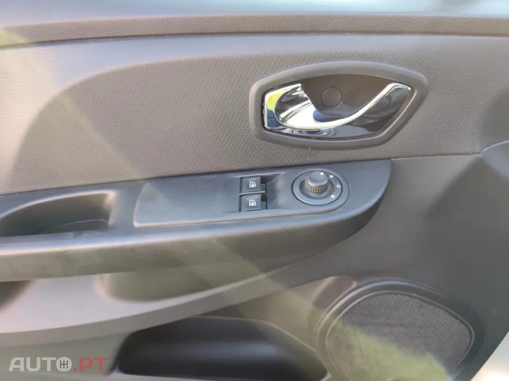 Renault Clio 1.5 dCi Dynamique S 82g