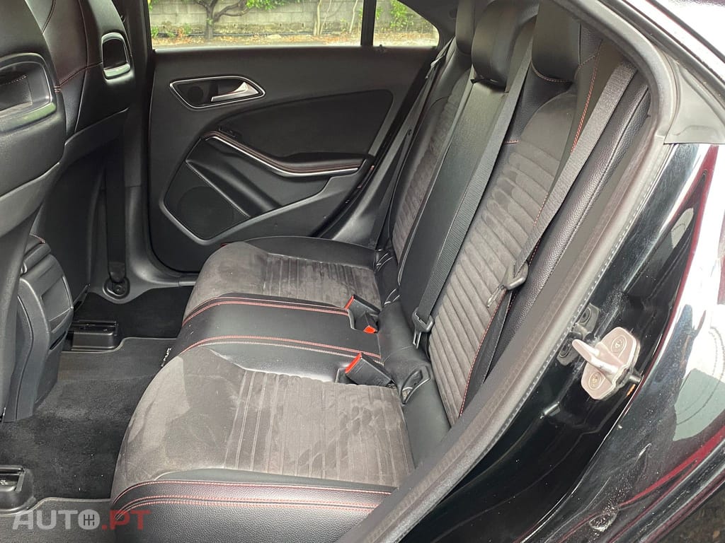 Mercedes-Benz CLA 220 CDi AMG Line Aut.