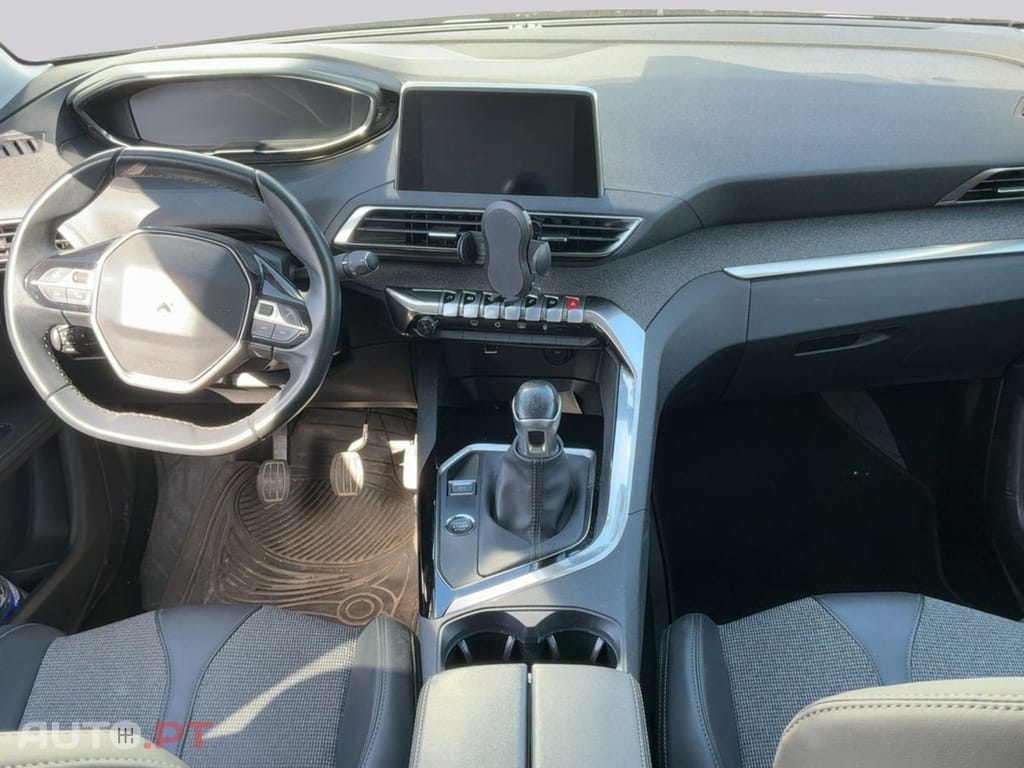 Peugeot 3008 1.2 PureTech Access