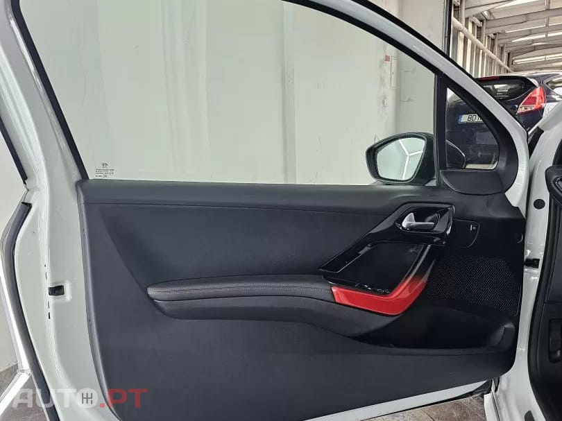 Peugeot 208 GTI 200 THP
