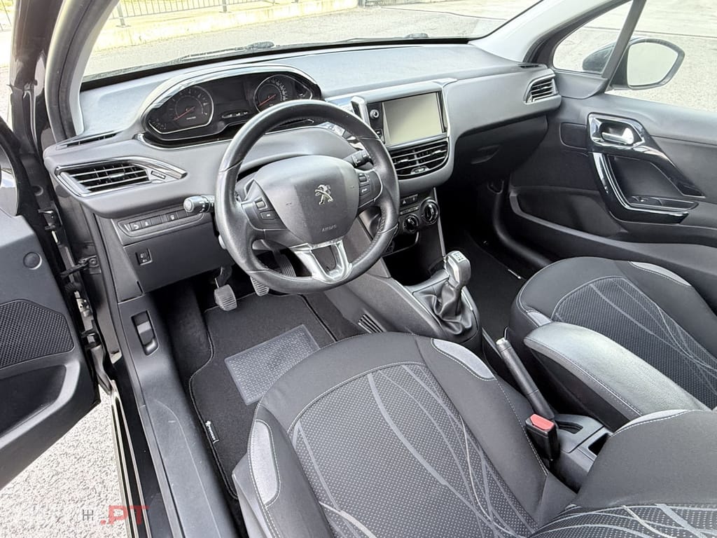 Peugeot 208 1.2 PureTech Active