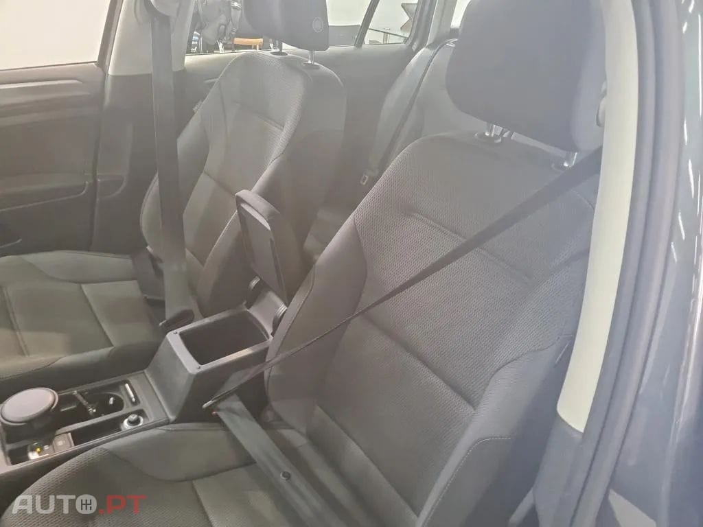 Volkswagen Golf Variant 1.6 TDi Confortline