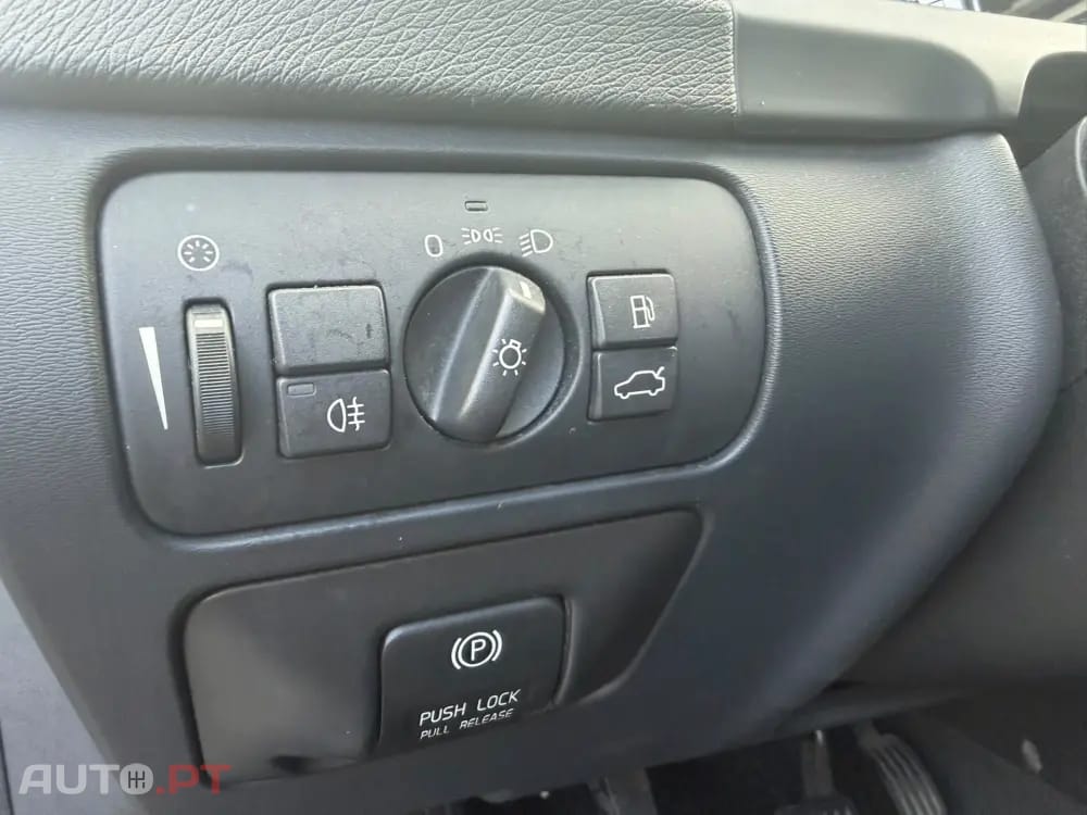Volvo V60 1.6 D2 Momentum Eco