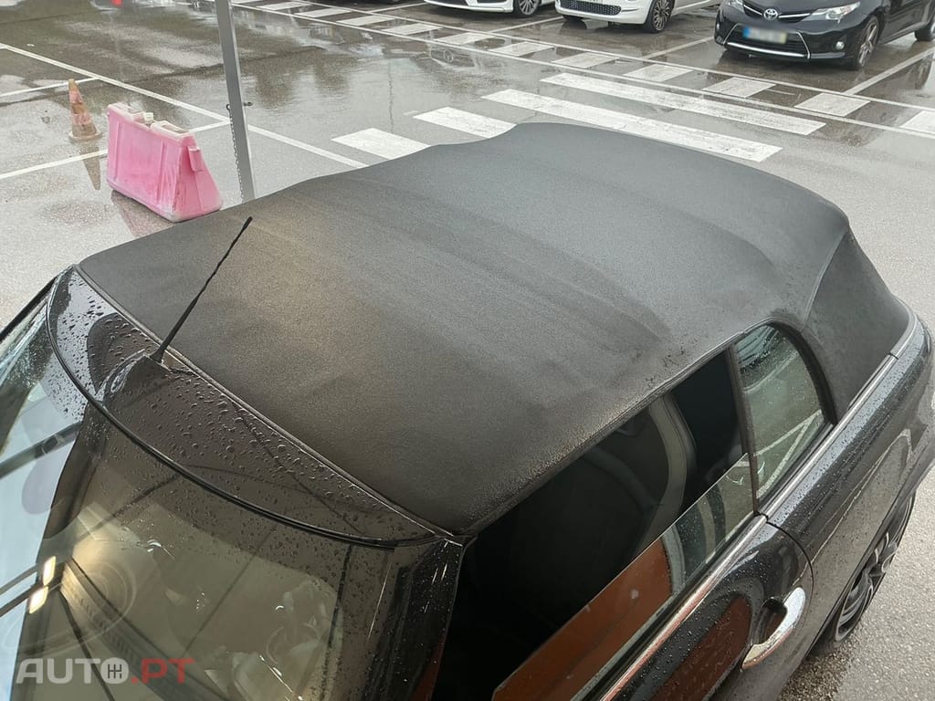 MINI John Cooper Works Cabrio