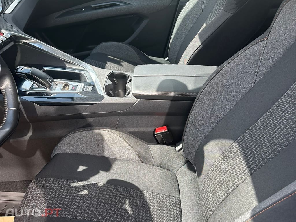 Peugeot 5008 1.5 Blue Hdi