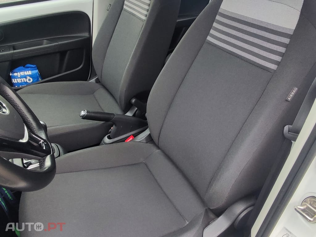 Volkswagen e-Up 100% elétrico