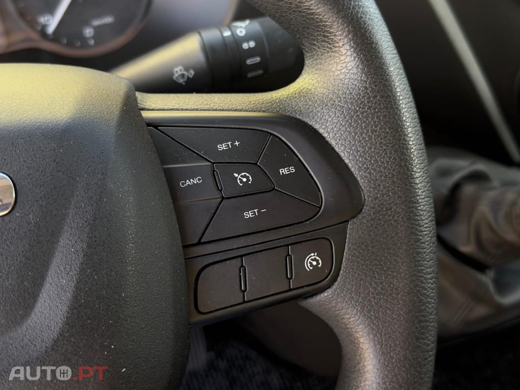 Iveco Daily CONGELAÇÃO+PLATAFORMA