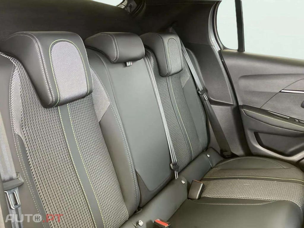 Peugeot E-208 50 kWh GT Line