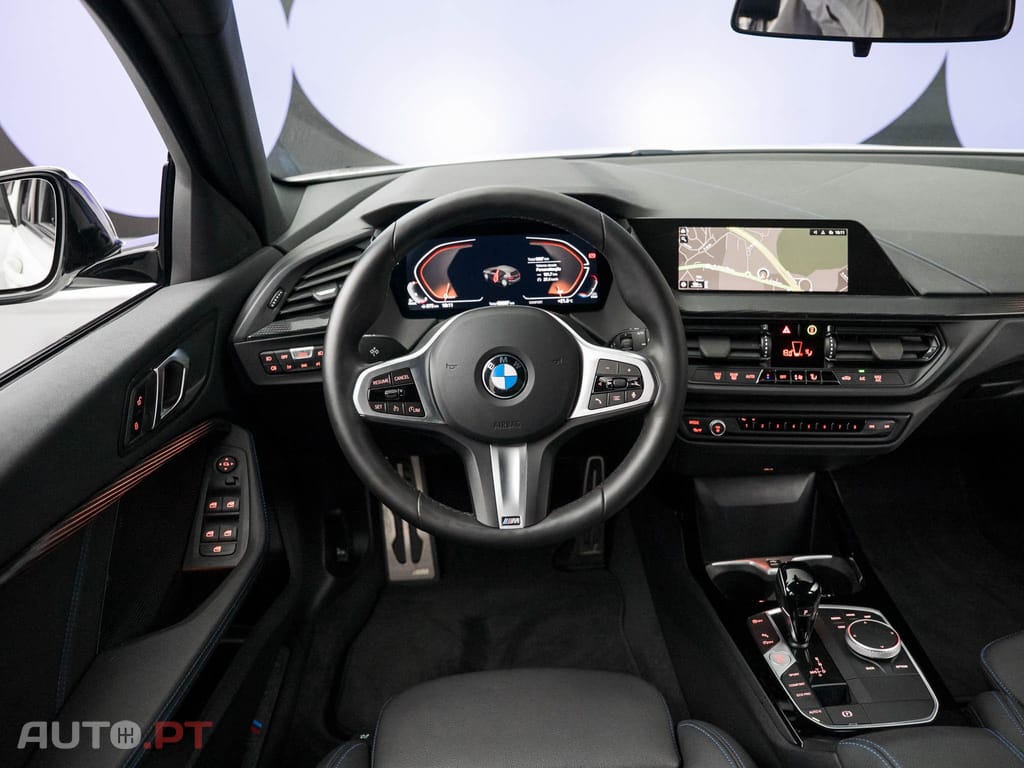 BMW 116 d Pack Desportivo M Auto