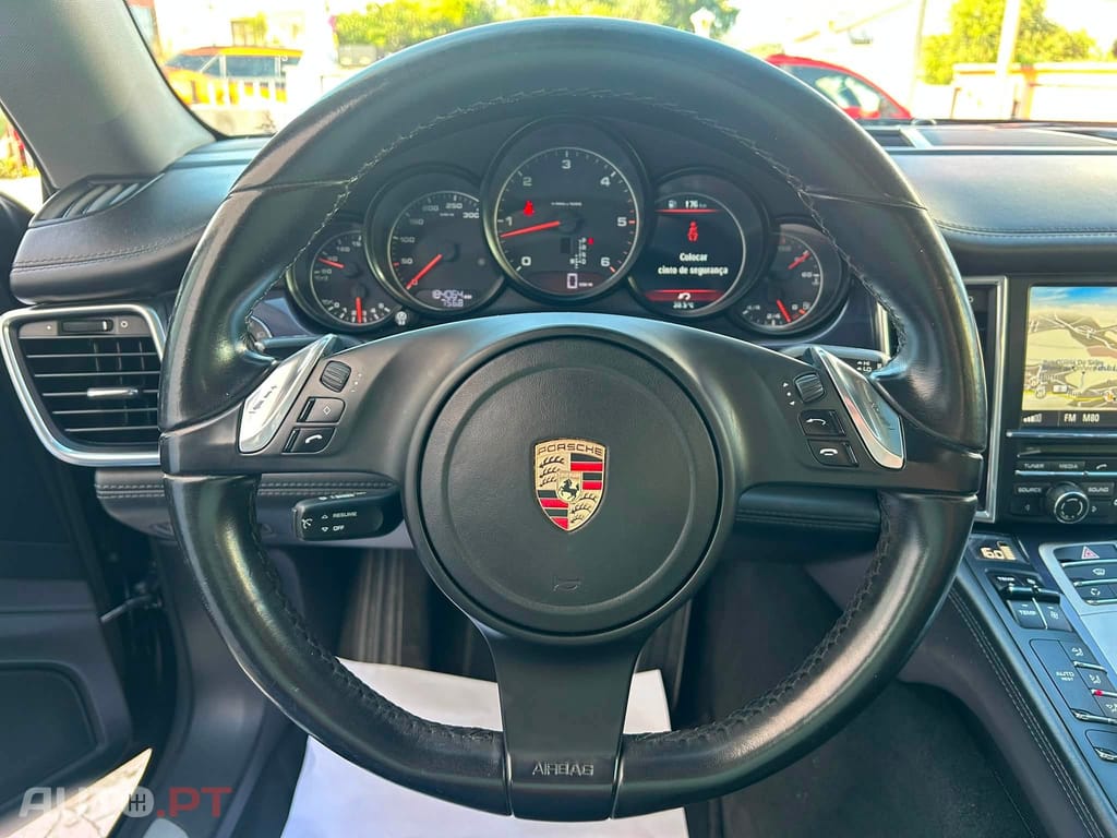 Porsche Panamera 3.0 V6 Platinum Edition