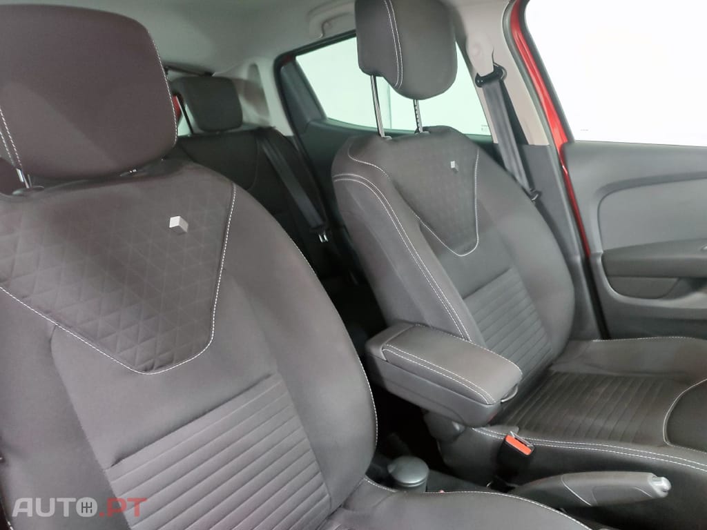 Renault Clio Limited