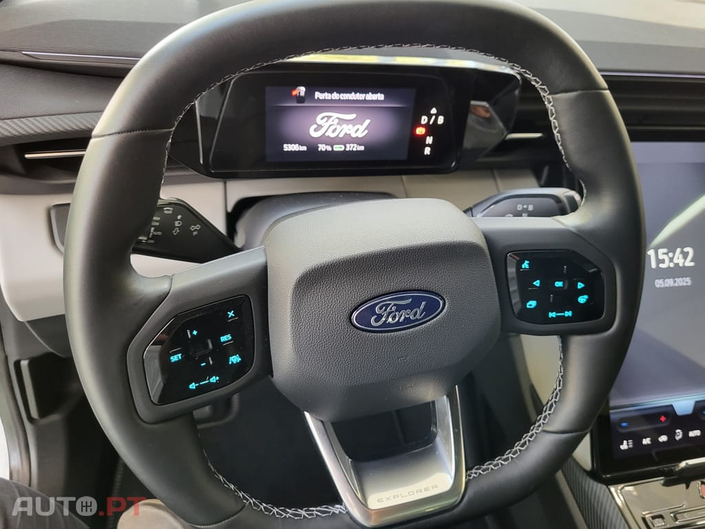 Ford Explorer 77 kWh Premium