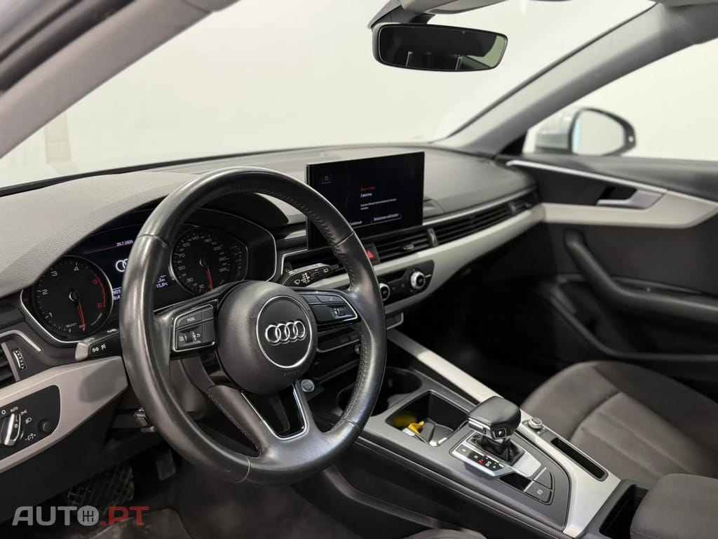 Audi A4 Avant 35 TDI S TRONIC