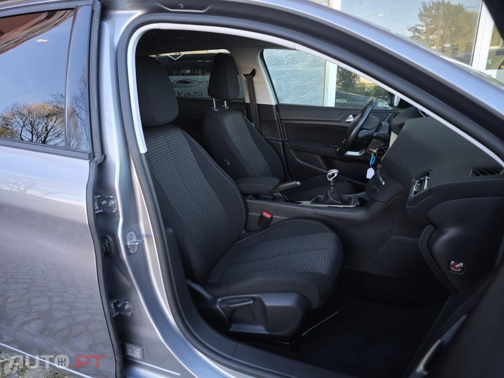 Peugeot 308 1.2 PureTech Active