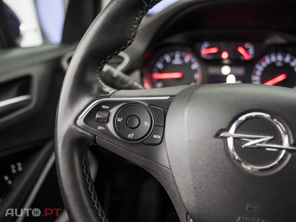 Opel Crossland X 1.2 T 2020