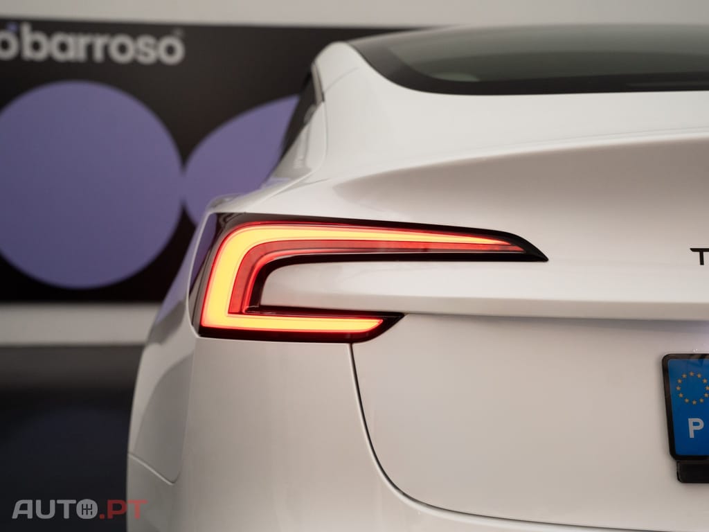 Tesla Model 3 Tração Traseira Premium