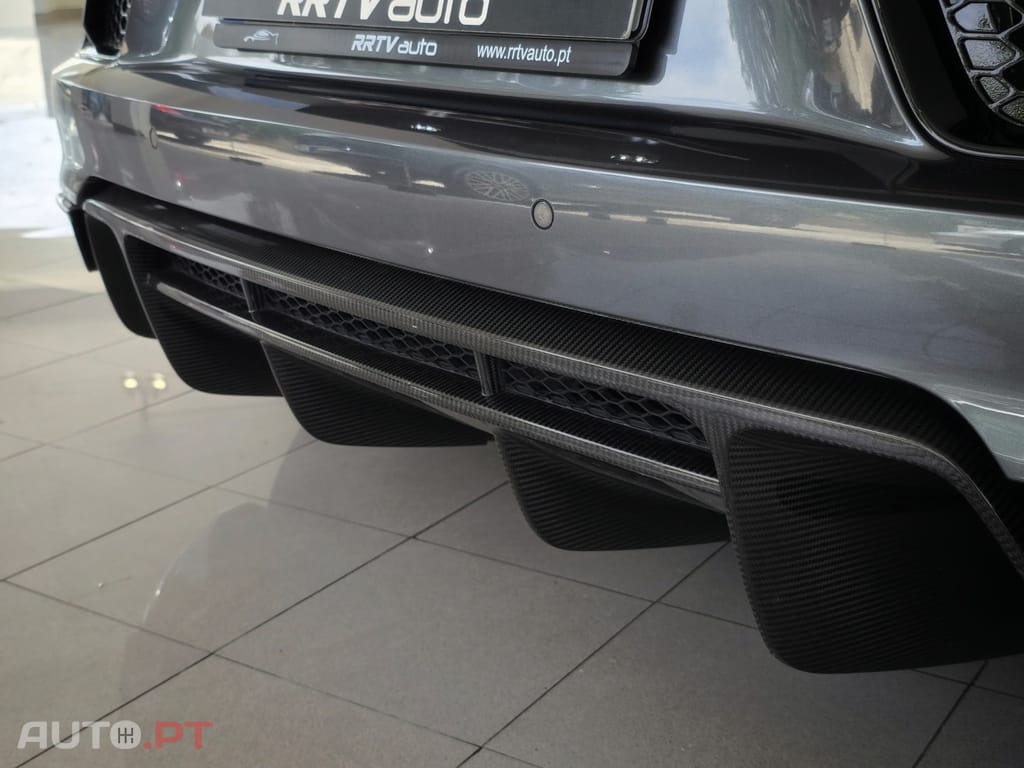 Audi R8 V10 plus 5.2 FSI quattro S tronic