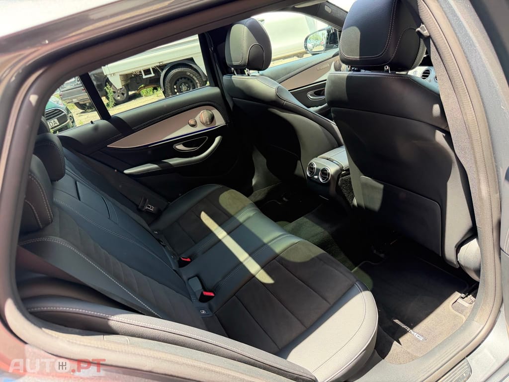Mercedes-Benz E 300 de