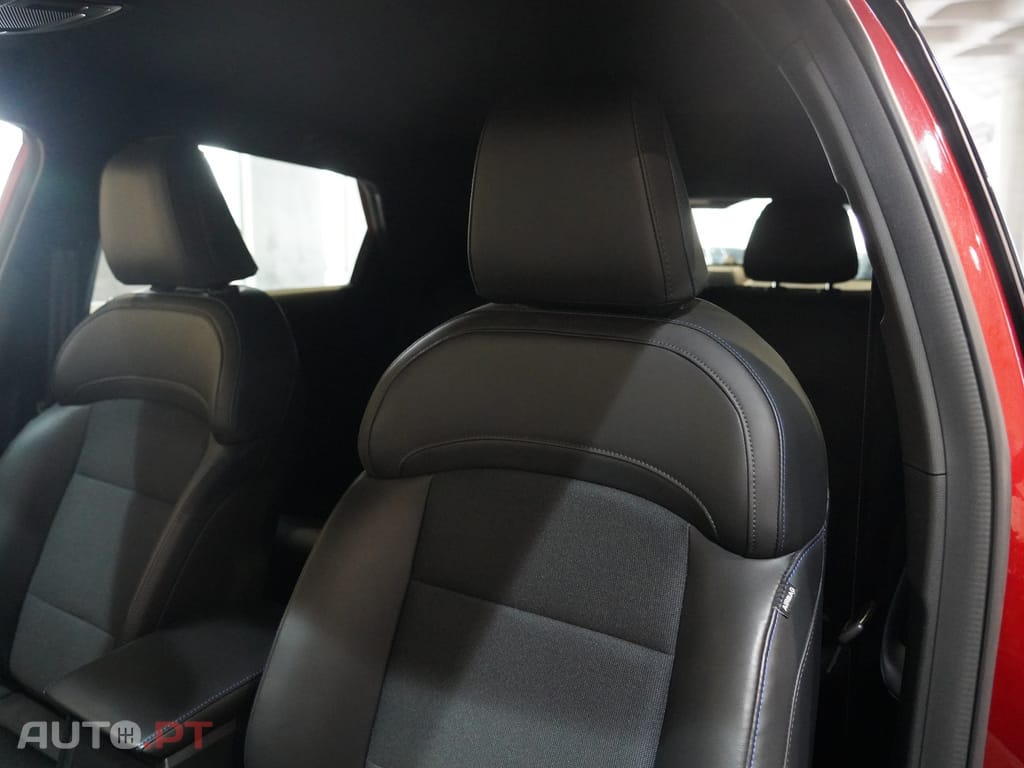 MG MG4 64 kWh Luxury