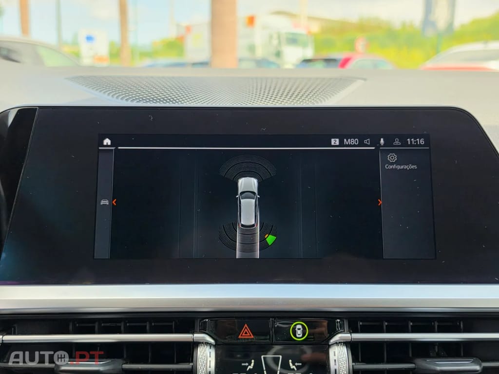 BMW 330 e Pack M Auto — fotografia 30