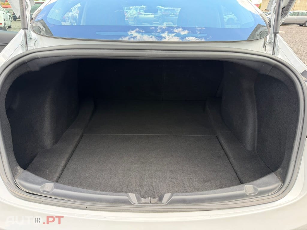 Tesla Model 3 Performance Dual Motor AWD