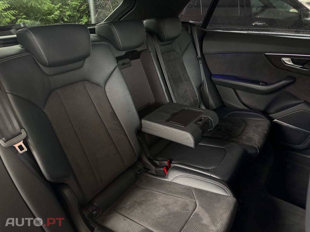 Audi Q8 50 TDI quattro Tiptronic