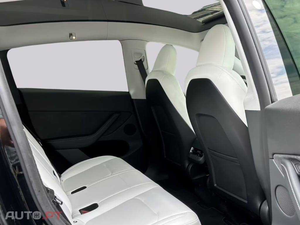 Tesla Model Y Performance Dual AWD I.V.A DEDUTIVEL 