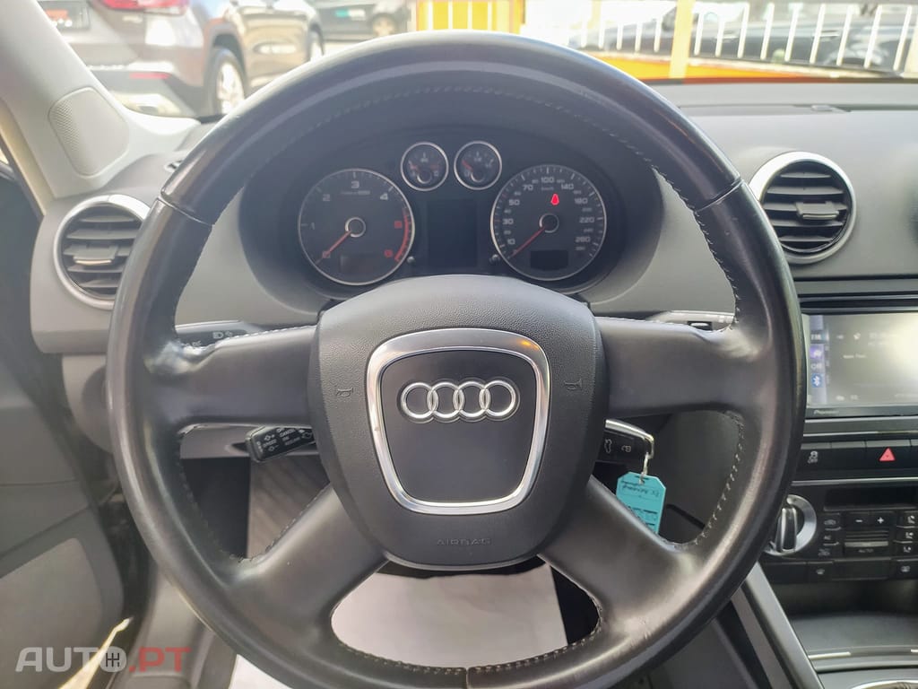 Audi A3 1.6 Attraction