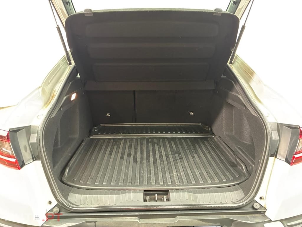 Renault Arkana E-Tech R.S. Line