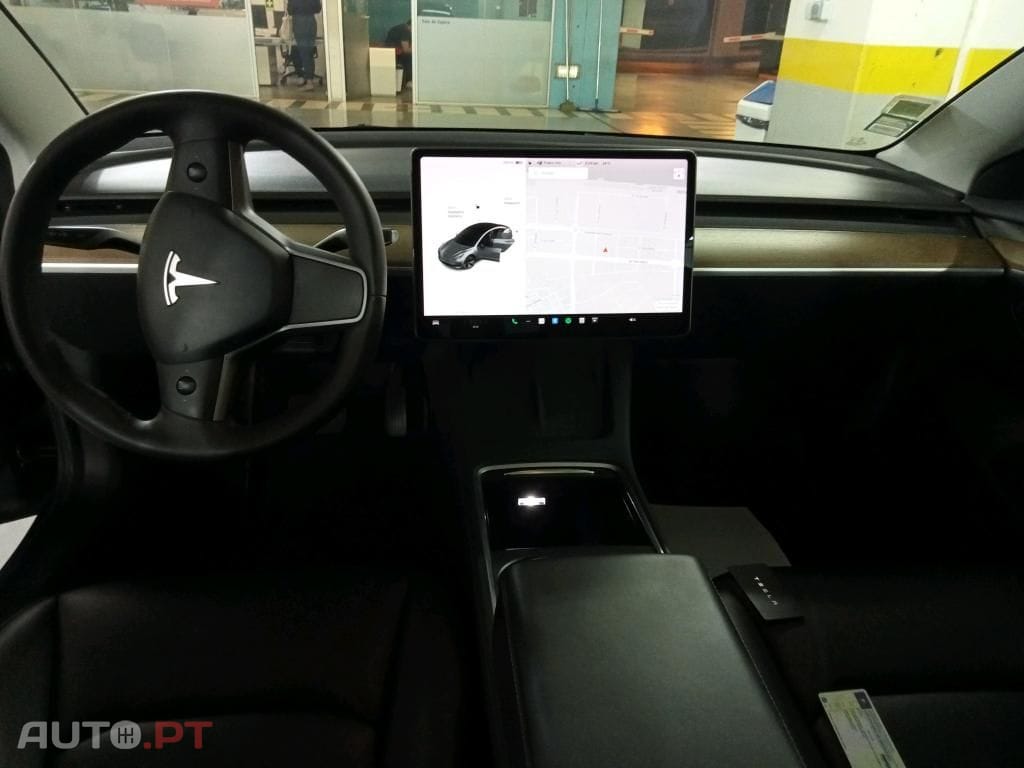 Tesla Model 3 Long-Range Dual Motor AWD