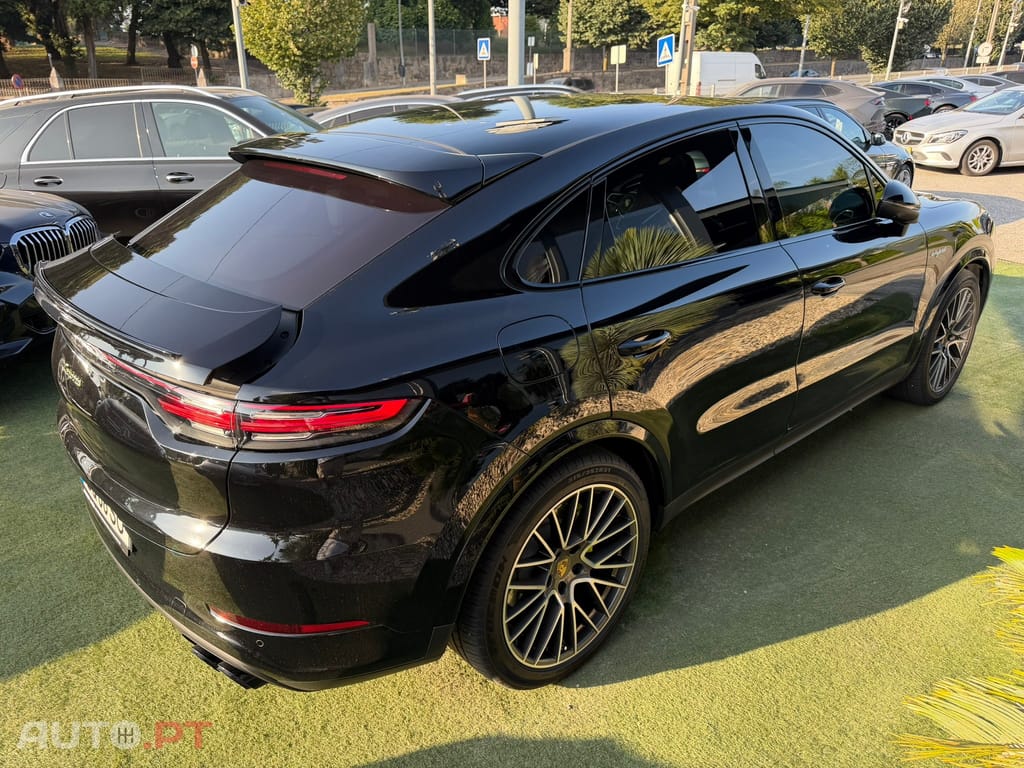 Porsche Cayenne E-Hybrid Tiptronic S