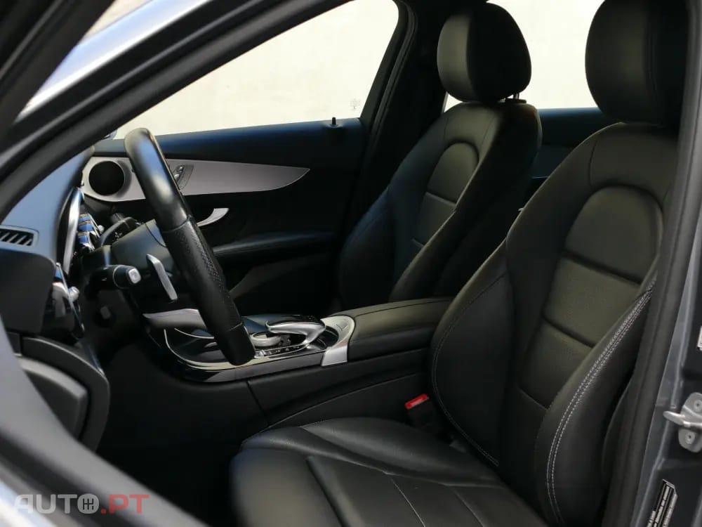 Mercedes-Benz C 300 de T 9G-TRONIC AMG Line