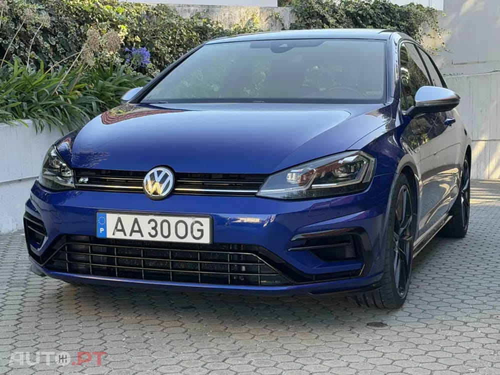 Volkswagen Golf R 4Motion (BlueMotion )