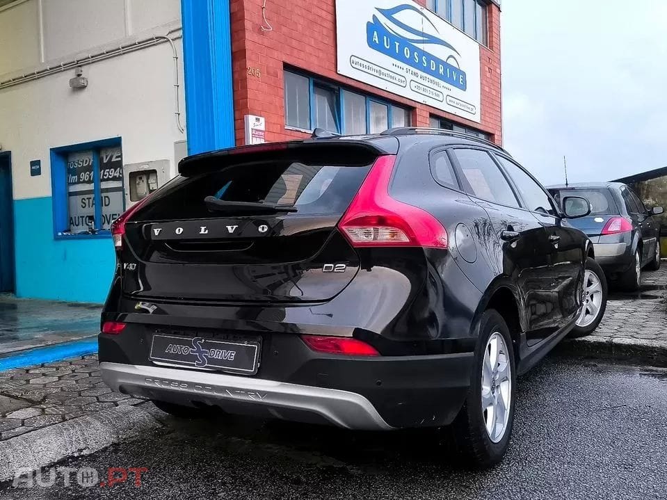 Volvo V40 1.6 D2 Momentum Powershift Eco