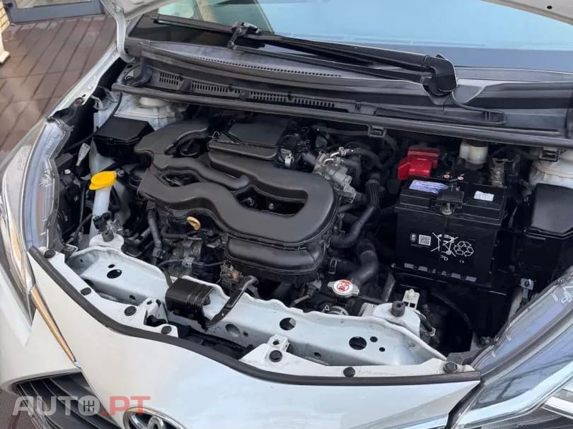 Toyota Yaris 1.0 VVT-i 20 Anos