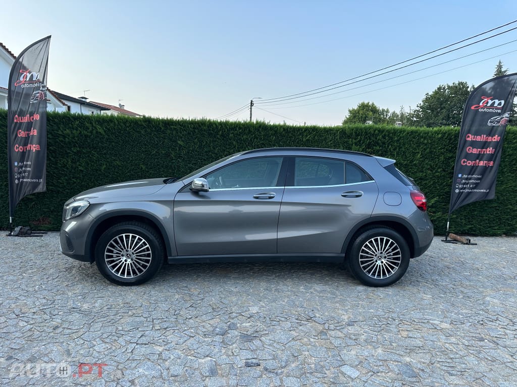 Mercedes-Benz GLA 200 d 7G-DCT Urban Automático