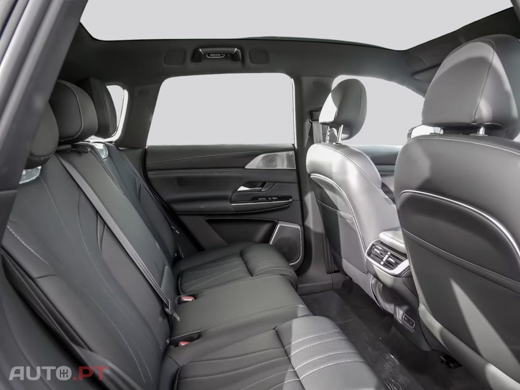 XPeng G9 AWD Performance I.V.A DEDUTIVEL 