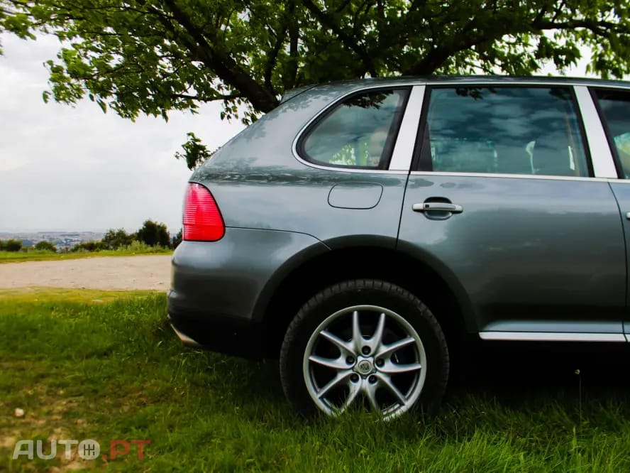 Porsche Cayenne Tiptronic