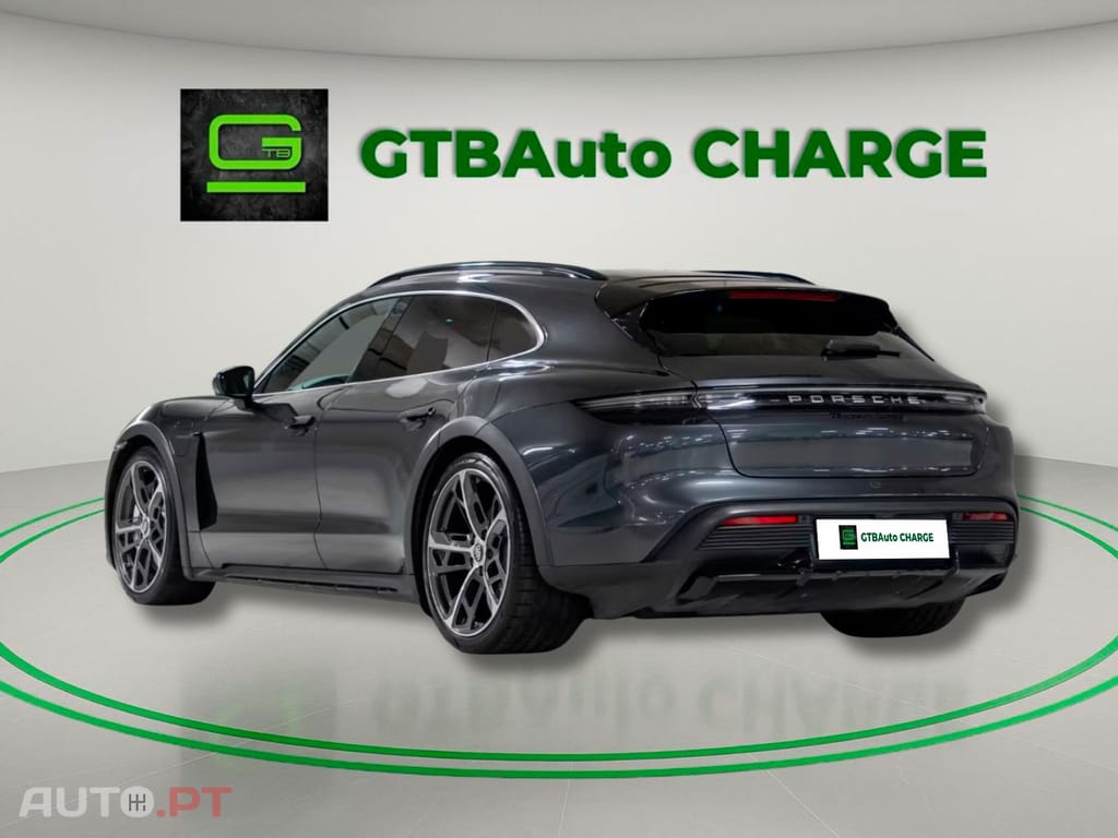 Porsche Taycan I.V.A DEDUTIVEL Turbo
