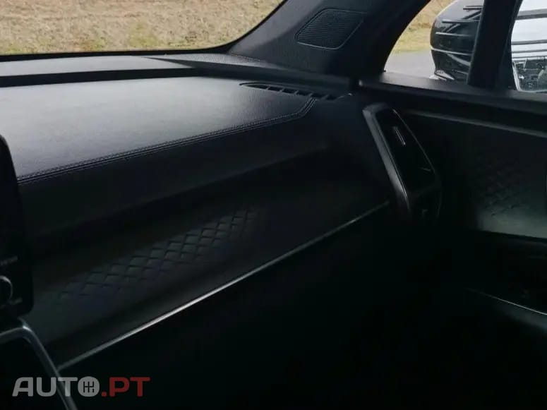 Kia Sorento 1.6 T-GDI PHEV Concept+SRF