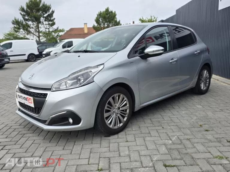 Peugeot 208 1.2 PureTech Style