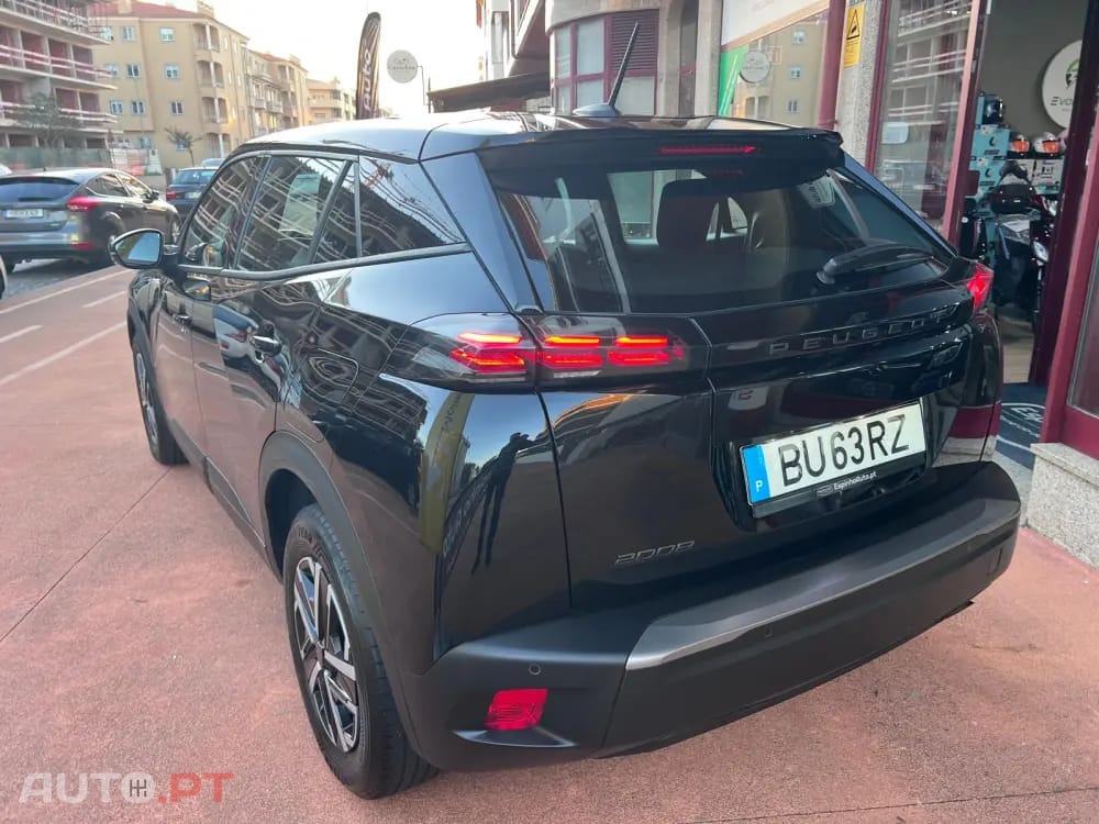 Peugeot 2008 1.2 PureTech Style