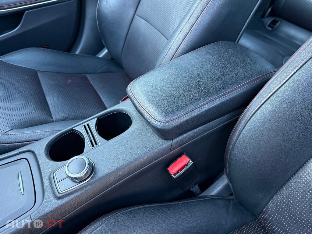 Mercedes-Benz CLA 220 CDI AMG Line Aut.