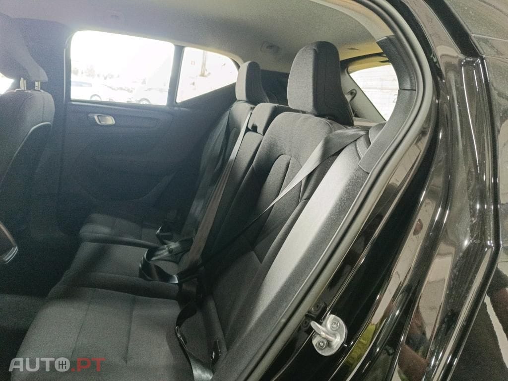 Volvo XC40 1.5 T2 Essential Auto