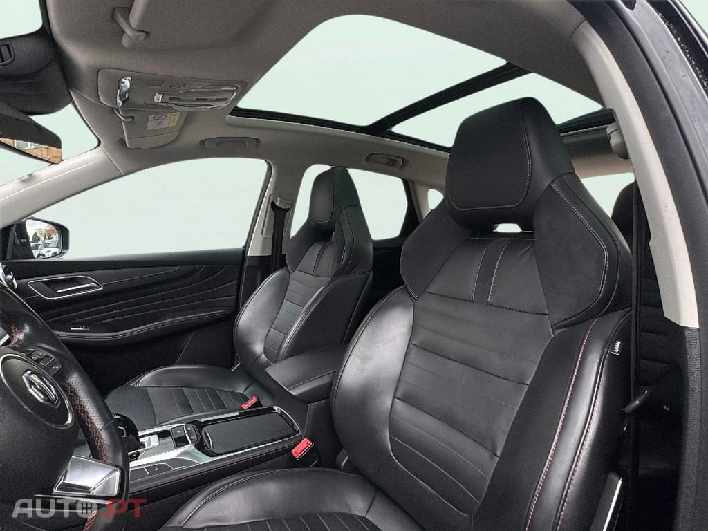 MG EHS 1.5 T-GDI Plug-in Hybrid Luxury