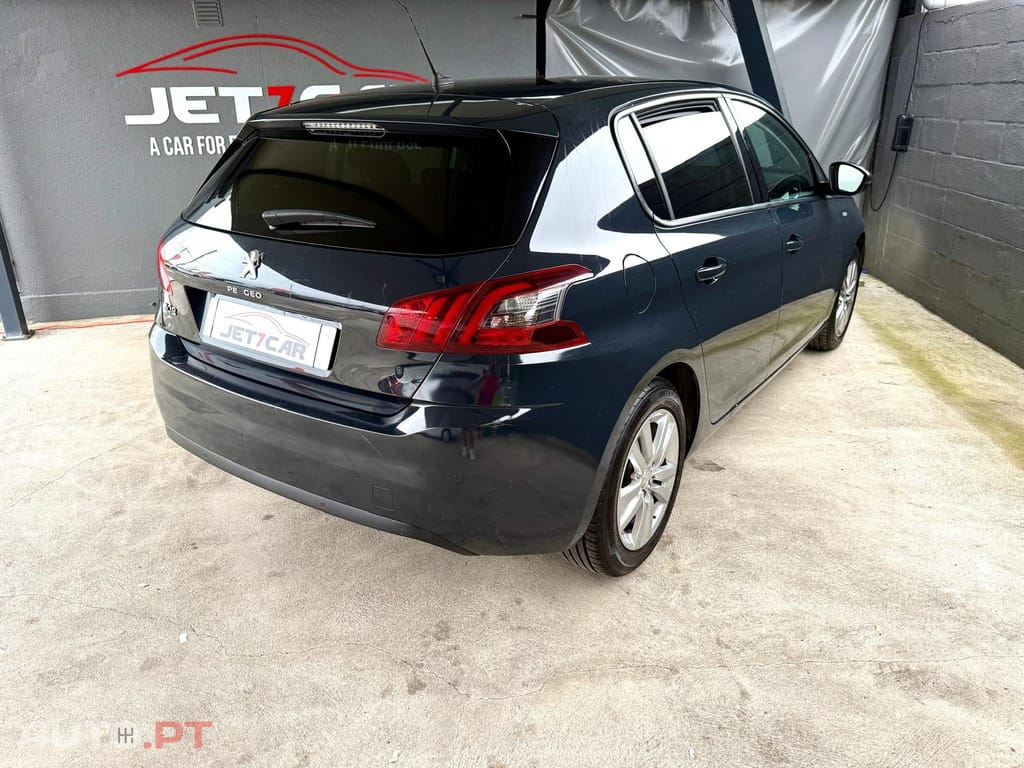 Peugeot 308 Peugeot 308 1.2 e-THP Style