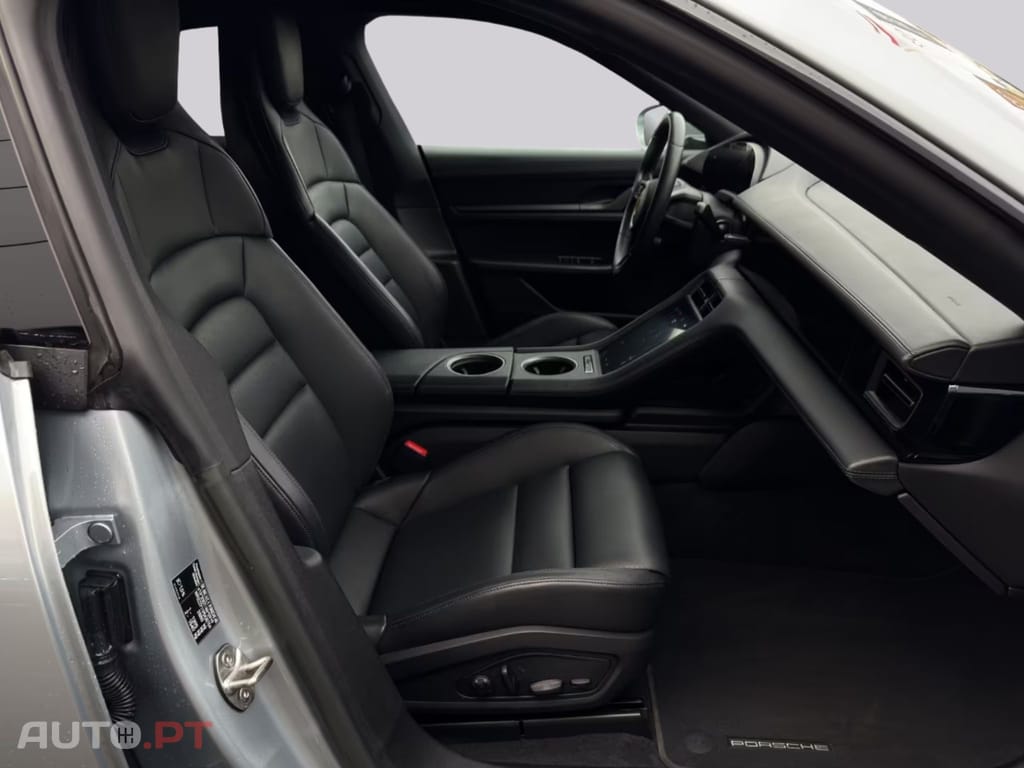 Porsche Taycan 4S I.V.A DEDUTIVEL 