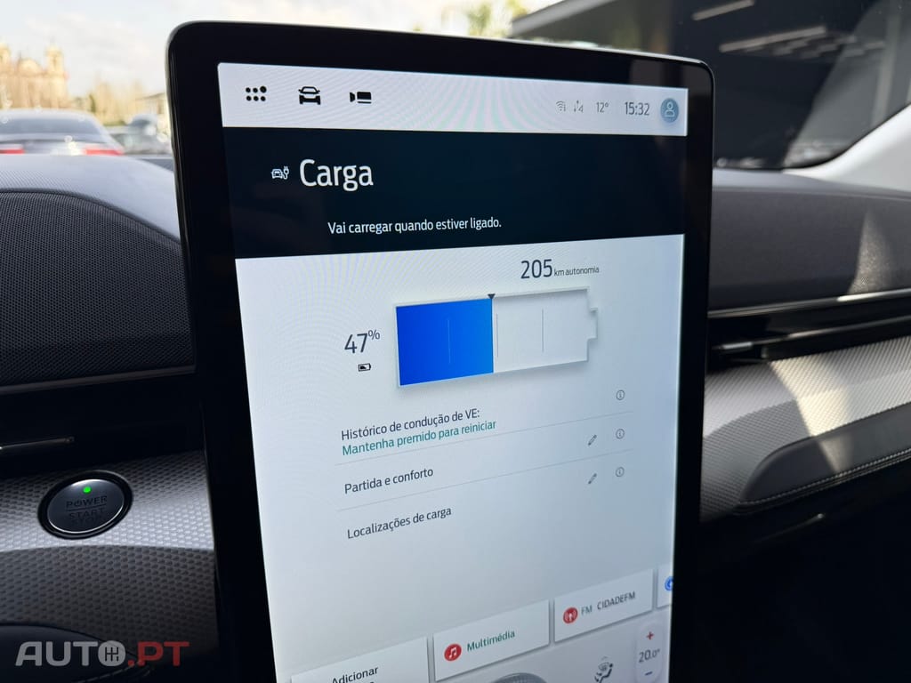 Ford Mustang Mach-E Alargada