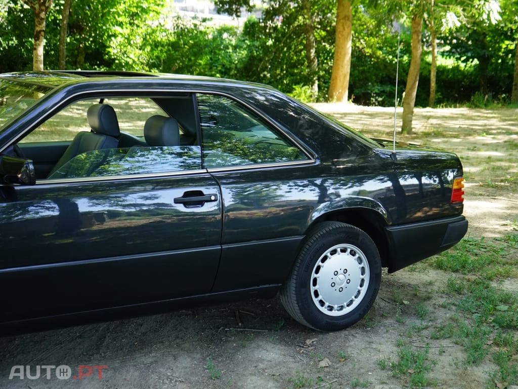 Mercedes-Benz 230 CE w124