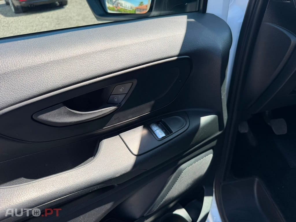 Mercedes-Benz Vito 111 CDi/32